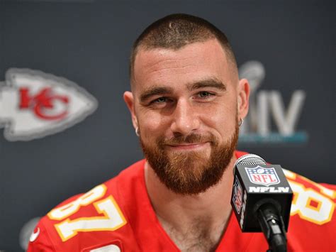 who is travis kelce biography